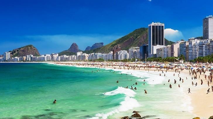 Brezilya'da Görülmesi Gereken Yer Copacabana Plajı