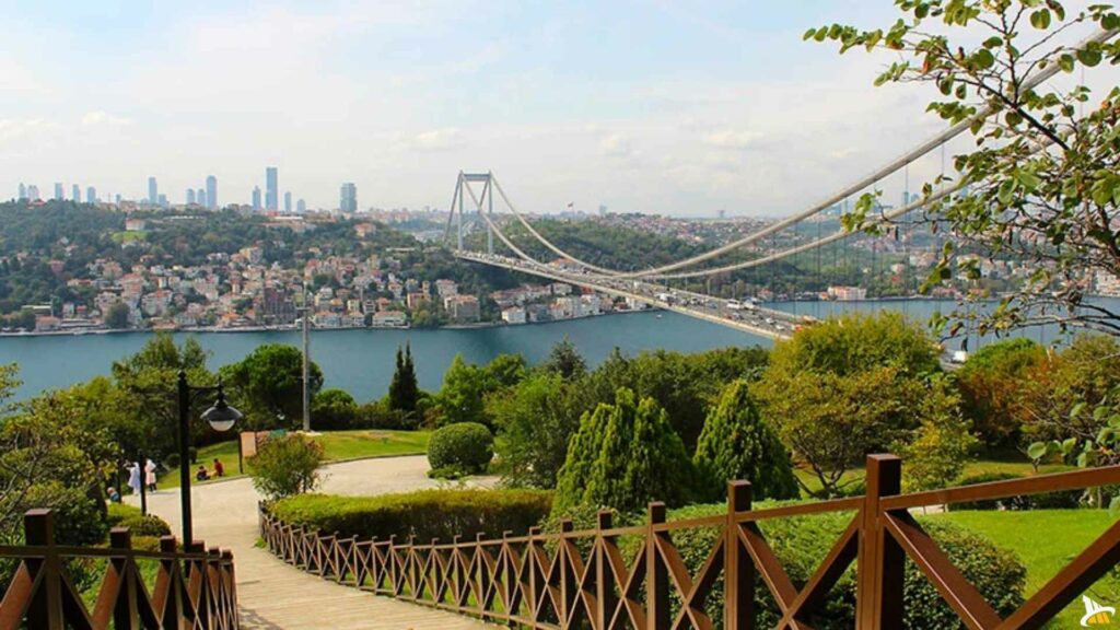 Tarihi ve Kulturel Zenginlikleriyle Istanbul