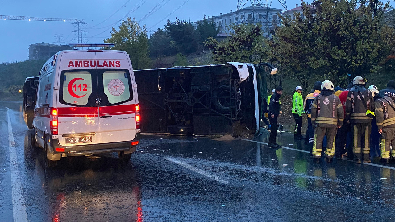 Esenler Otogar Bağlantı Yolu'nda otobüs kazası